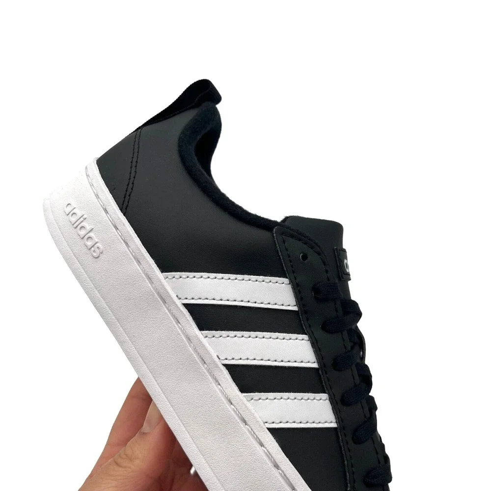 Adidas StreetCheck Youth Boys Girls Sneakers Sz 4 Black‎ White Classic Shell Toe